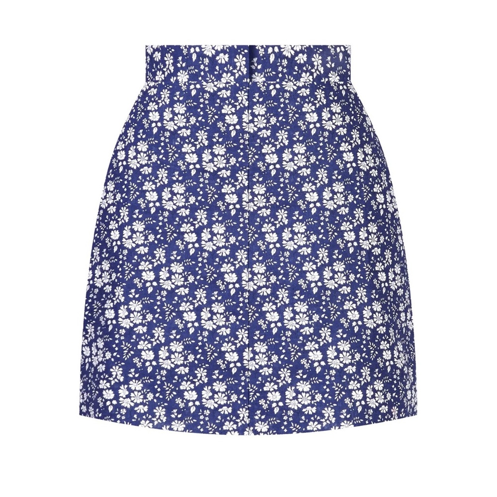NWT The Vampire’s Wife Nearly Nuthin Skirt in Linen
